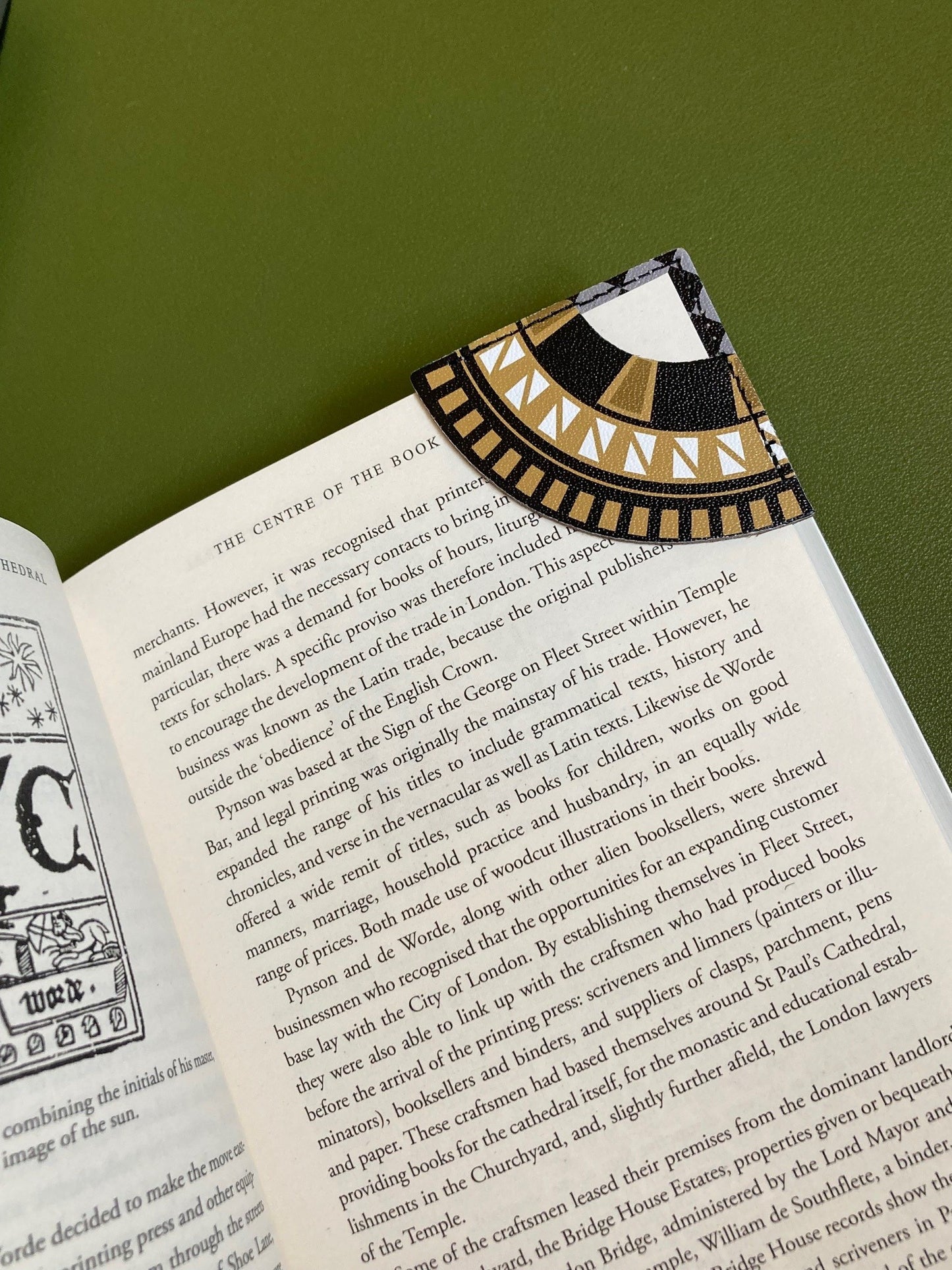 St Paul's Cathedral - Leather Corner Bookmark