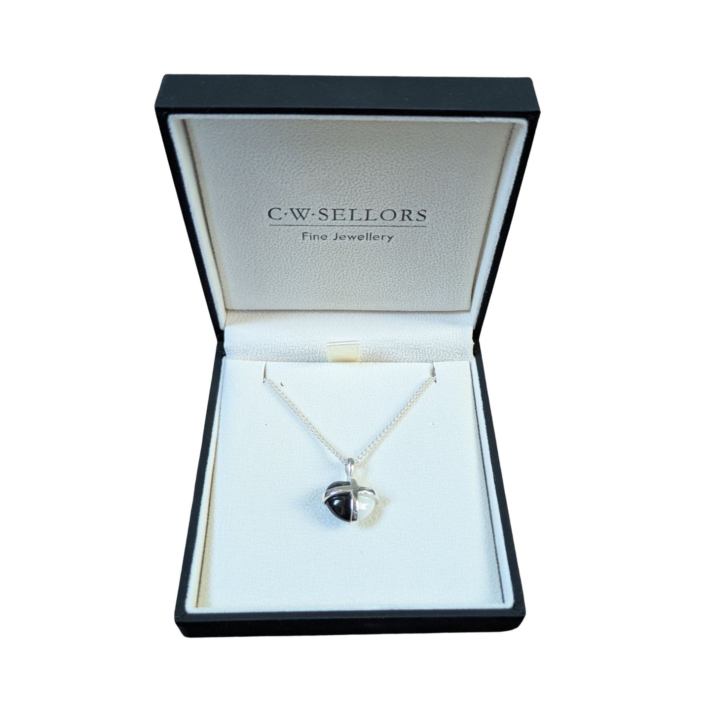 St Paul’s Cathedral – Cross Heart Pendant (Portoro & Carrara Marble)