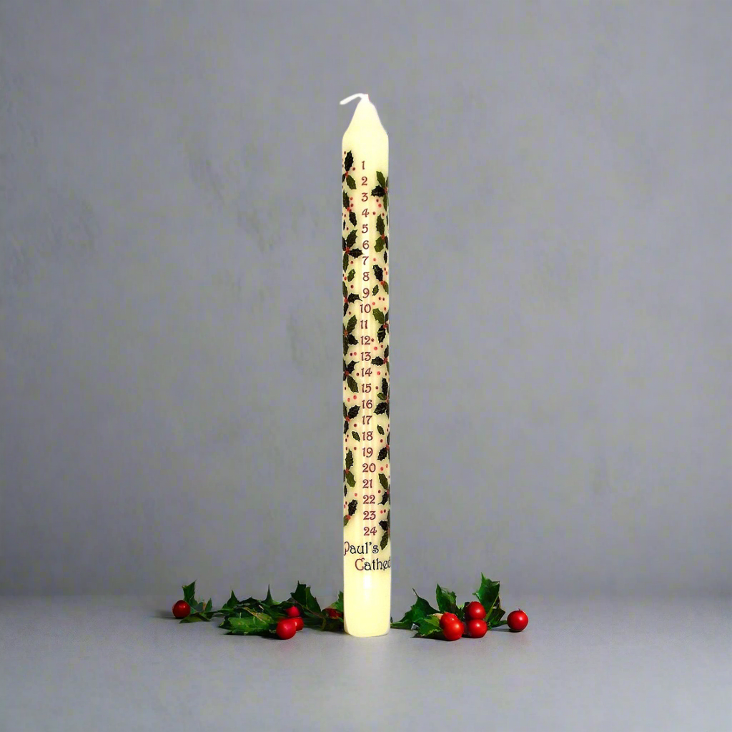 St Paul’s Cathedral Holly and Leaves Advent Candle